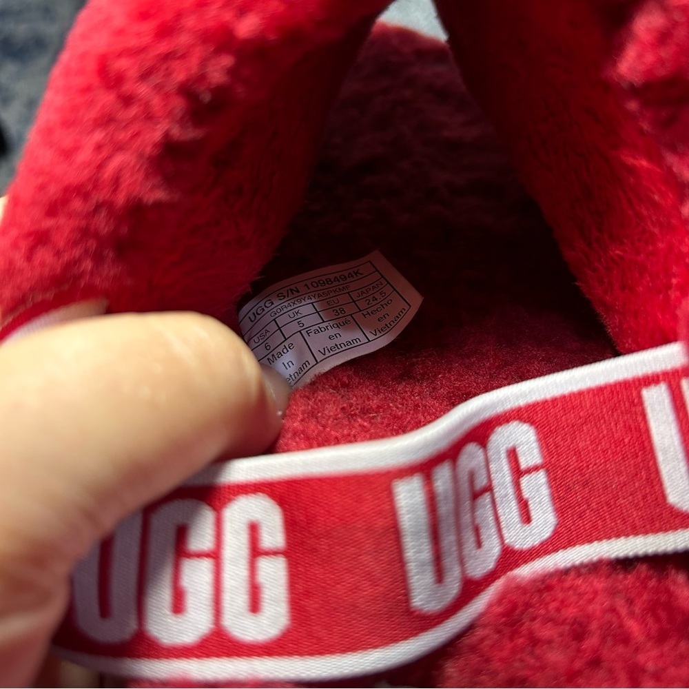UGG Samba Red Fluff Yeah Slide Slippers Size 6 - Picture 9 of 10